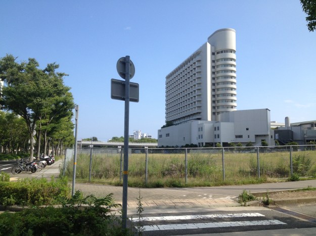 神戸ポートアイランド-ホテル付近空き地